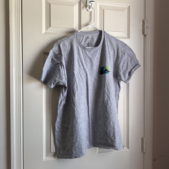 Quiksilver Grey Long Sleeve Shirt Large NEVER USED - Picture 2 of 3